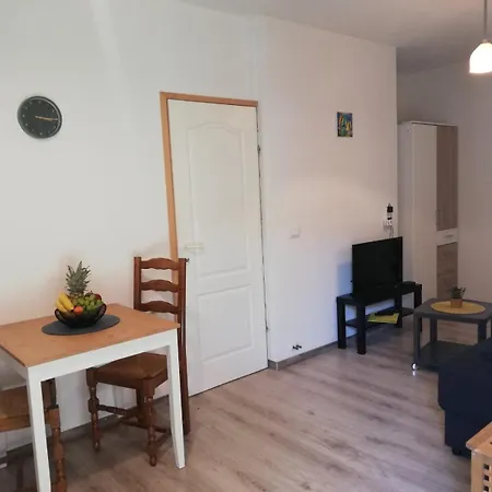 Maks Apartment
